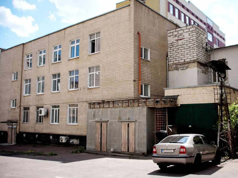 Продається нежитлове приміщення в м. Київ